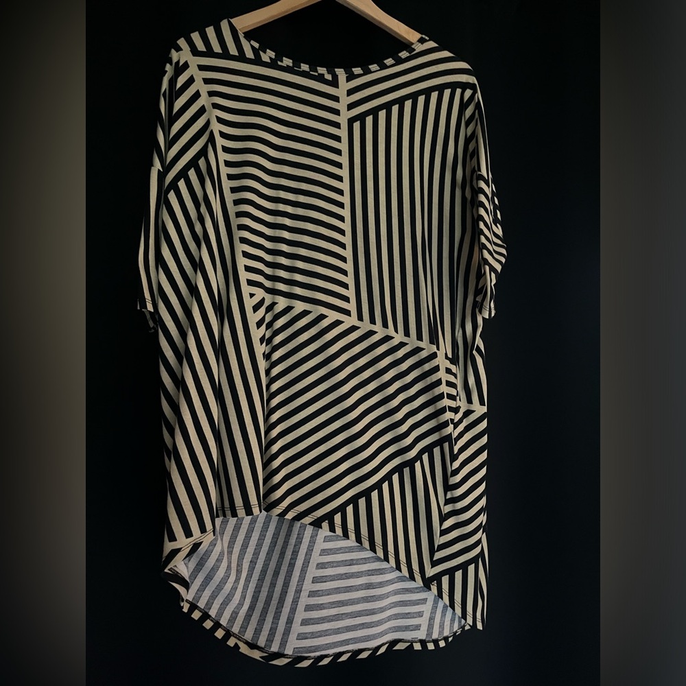 Asymmetrical shirt